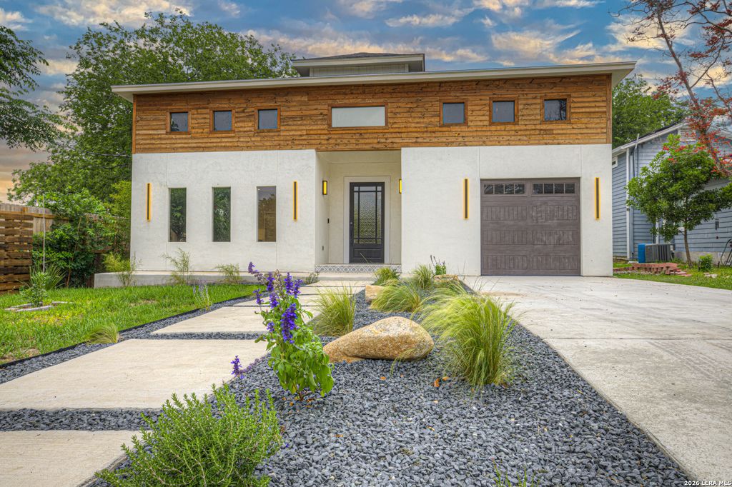 455 S HACKBERRY AVE, New Braunfels, TX 78130