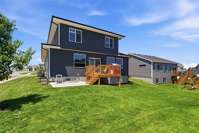 2965 Primrose Lane, Pella, IA 50219