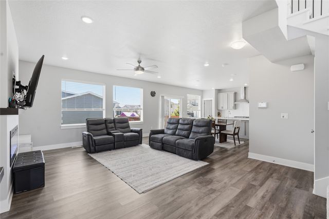 2965 Primrose Lane, Pella, IA 50219