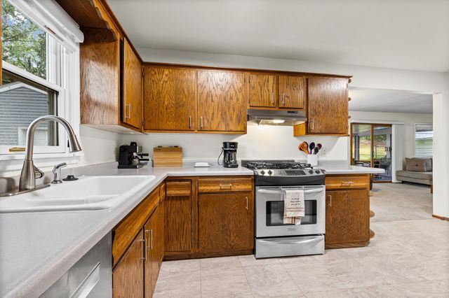 8236 Queen Avenue S, Bloomington, MN 55431