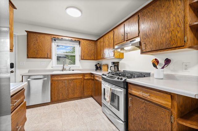 8236 Queen Avenue S, Bloomington, MN 55431