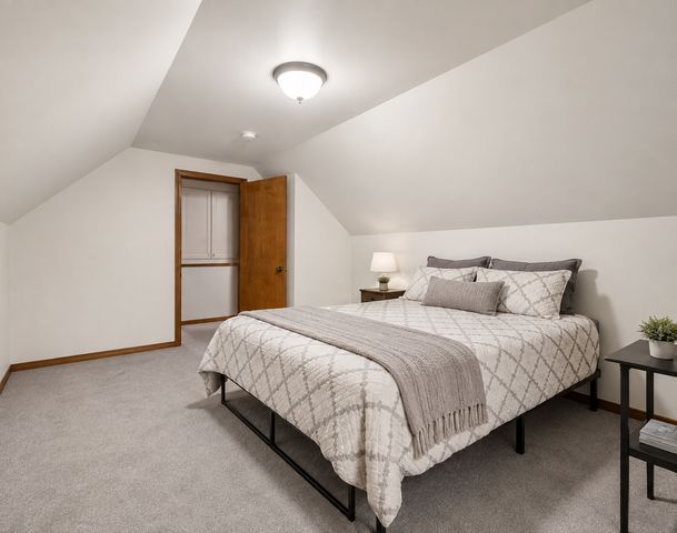 8236 Queen Avenue S, Bloomington, MN 55431