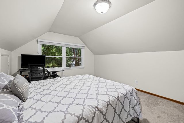 8236 Queen Avenue S, Bloomington, MN 55431
