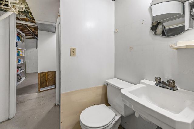 8236 Queen Avenue S, Bloomington, MN 55431
