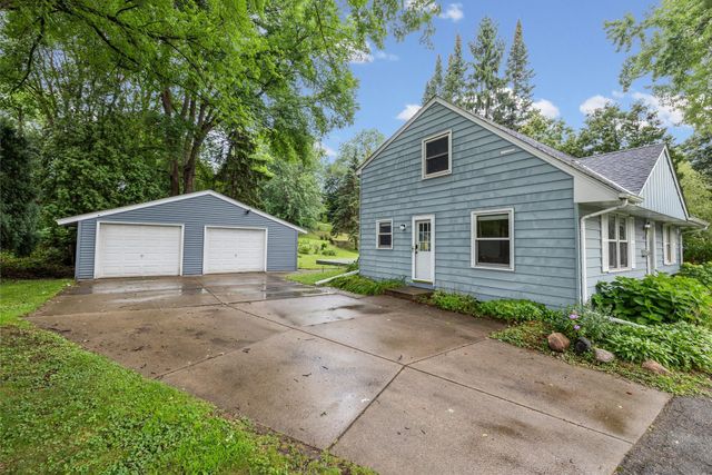 8236 Queen Avenue S, Bloomington, MN 55431