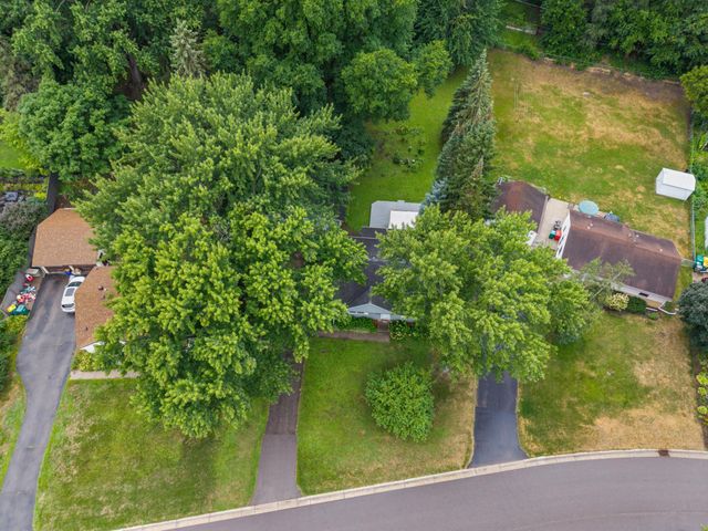 8236 Queen Avenue S, Bloomington, MN 55431