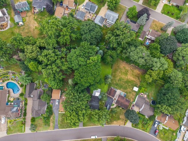8236 Queen Avenue S, Bloomington, MN 55431