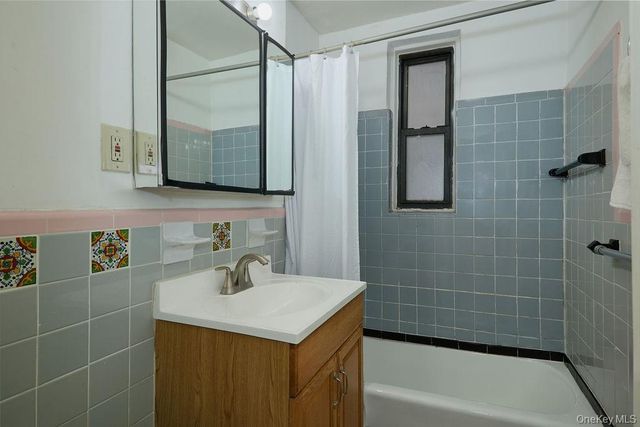 77 Bronx River Road 1E, Yonkers, NY 10704