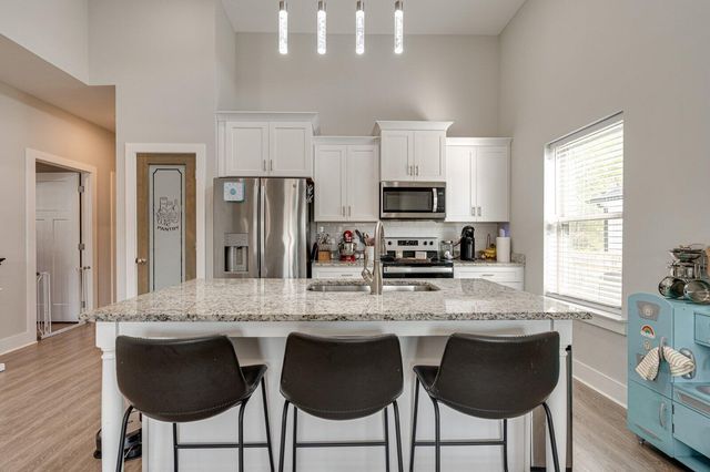 104 Rock Brg Drive, Ringgold, GA 30736