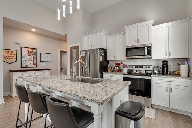 104 Rock Brg Drive, Ringgold, GA 30736