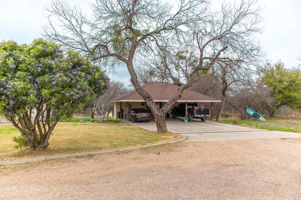 Image 9 of property listing at 6875 Bismarck Court, San Angelo, TX 76904