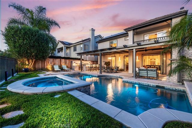 25 Southern Hills Drive, Aliso Viejo, CA 92656