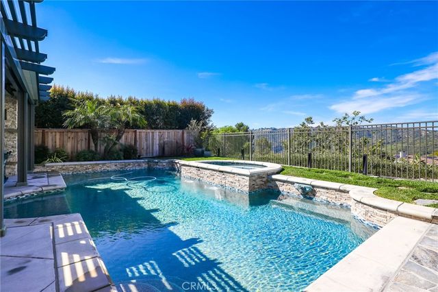 25 Southern Hills Drive, Aliso Viejo, CA 92656