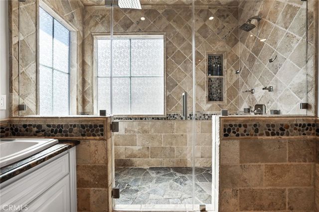 25 Southern Hills Drive, Aliso Viejo, CA 92656