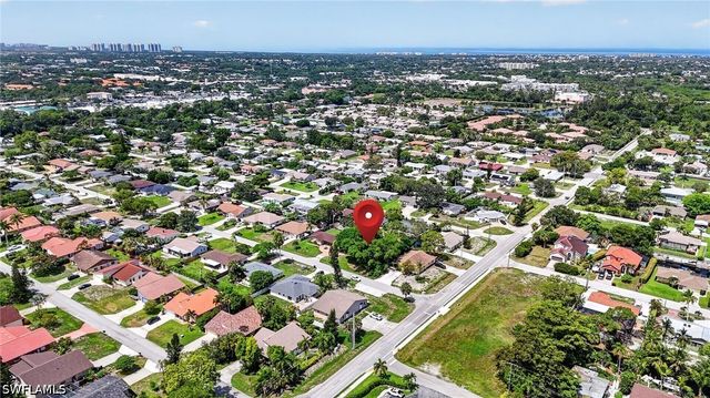 27506 Playa Del Rey LN, Bonita Springs, FL 34135