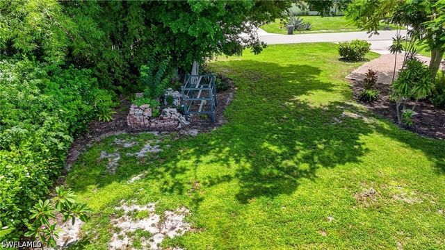 27506 Playa Del Rey LN, Bonita Springs, FL 34135