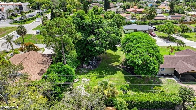 27506 Playa Del Rey LN, Bonita Springs, FL 34135
