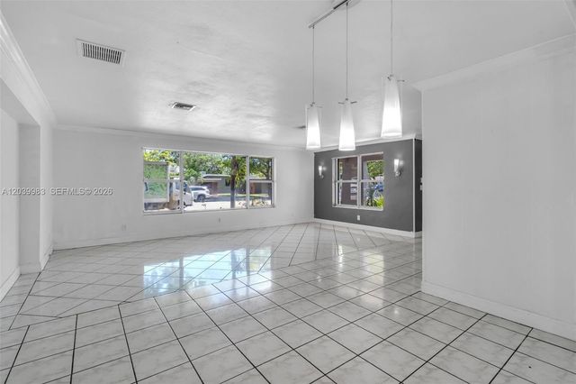 440 NW 125th Street, North Miami, FL 33168