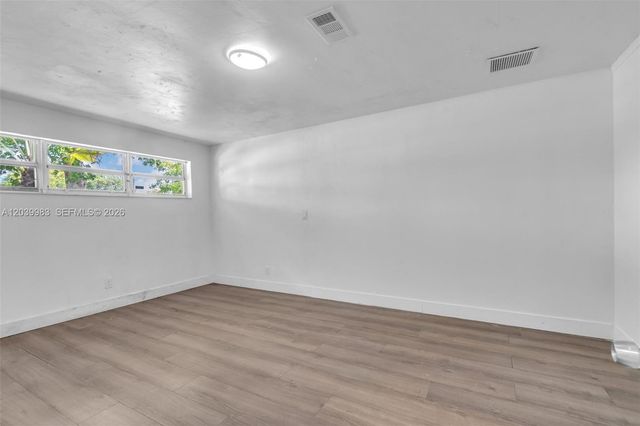 440 NW 125th Street, North Miami, FL 33168