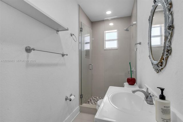 440 NW 125th Street, North Miami, FL 33168