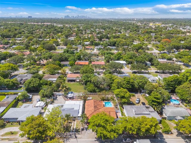 440 NW 125th Street, North Miami, FL 33168