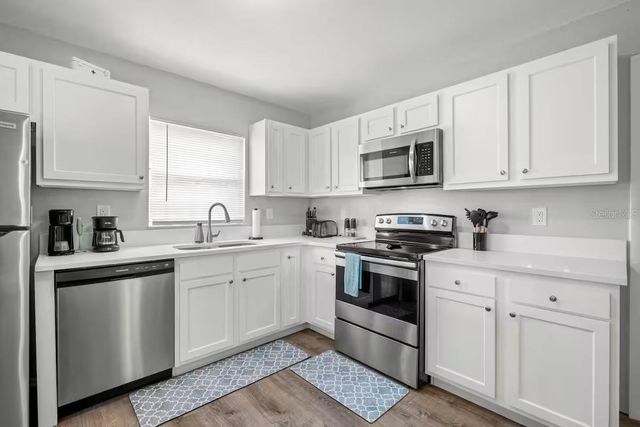 10017 86TH STREET, Seminole, FL 33777