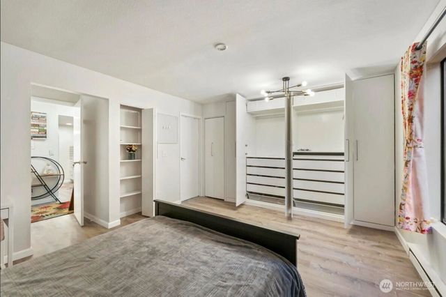 10424 NE 32nd Place #C204, Bellevue, WA 98004