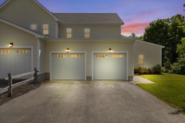 590 Washington Street 7, Pembroke, MA 02359