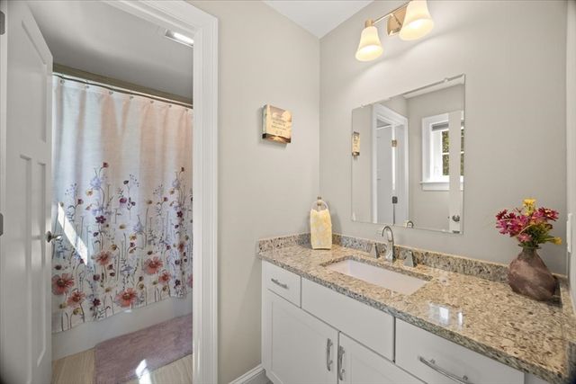 590 Washington Street 7, Pembroke, MA 02359