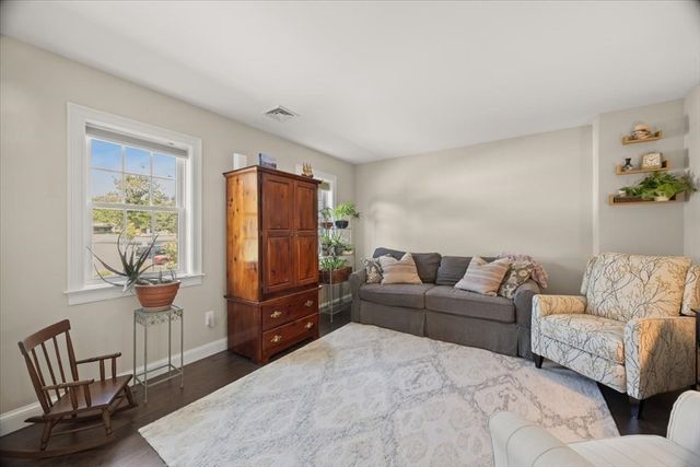 590 Washington Street 7, Pembroke, MA 02359