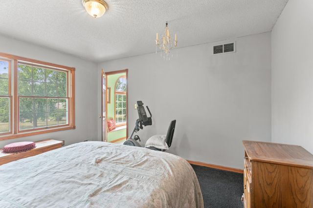 16690 Division Street, Lakeland, MN 55043