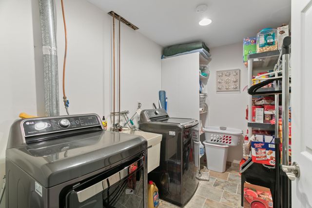 16690 Division Street, Lakeland, MN 55043