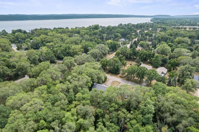 16690 Division Street, Lakeland, MN 55043