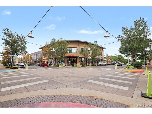 7220 W Bonfils Ln 206, Lakewood, CO 80226
