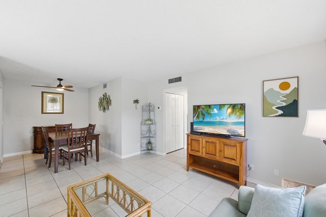 600 Snug Harbor Drive A10, Boynton Beach, FL 33435