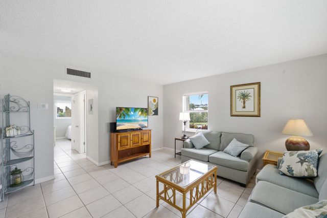 600 Snug Harbor Drive A10, Boynton Beach, FL 33435