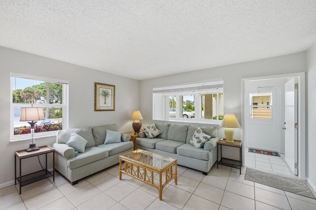 600 Snug Harbor Drive A10, Boynton Beach, FL 33435