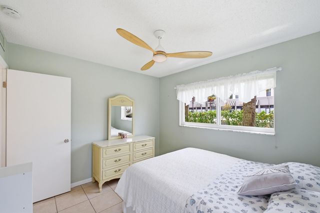 600 Snug Harbor Drive A10, Boynton Beach, FL 33435