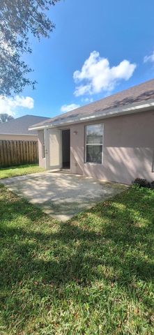 2891 Stratford Pointe Drive, Melbourne, FL 32904