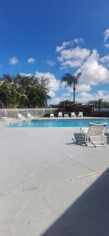2891 Stratford Pointe Drive, Melbourne, FL 32904