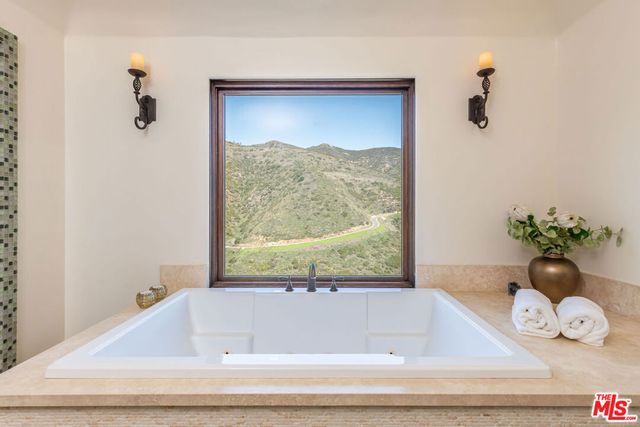 4800 Latigo Canyon Road, Malibu, CA 90265