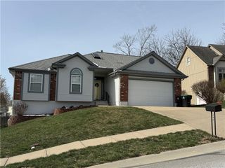 18809 E 32nd Terr Court, Independence, MO 64057