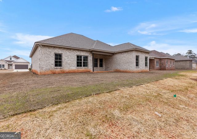 606 Bristleleaf Path, Kathleen, GA 31047