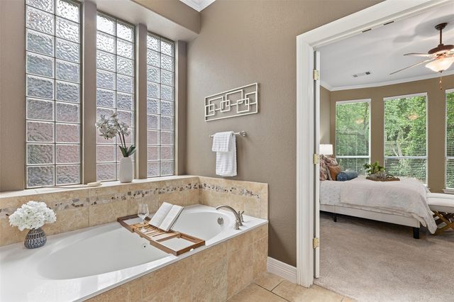 1343 River Forest DR, Round Rock, TX 78665