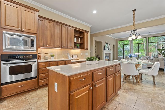 1343 River Forest DR, Round Rock, TX 78665