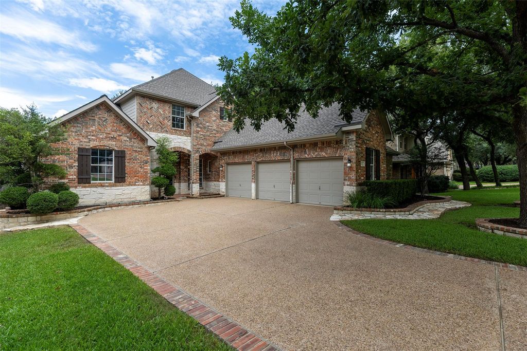 1343 River Forest DR, Round Rock, TX 78665
