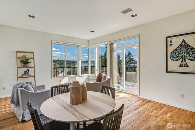 5208 S Willow Street, Seattle, WA 98118