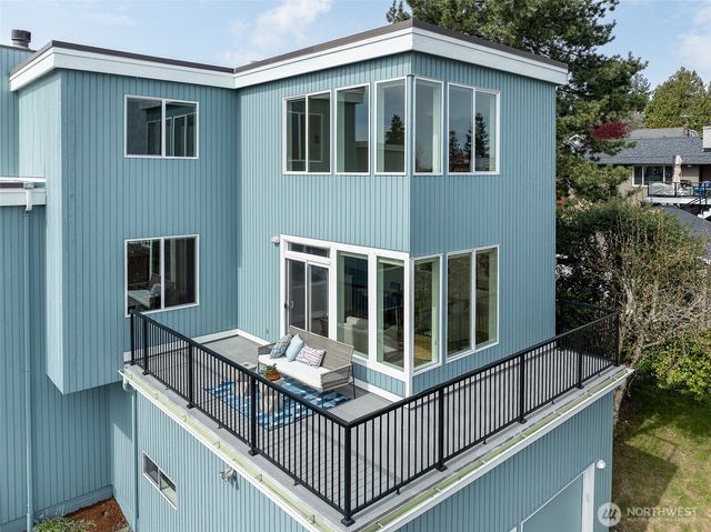 5208 S Willow Street, Seattle, WA 98118