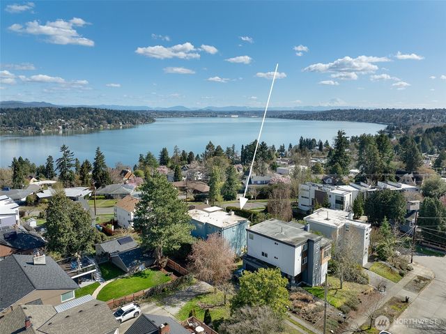 5208 S Willow Street, Seattle, WA 98118