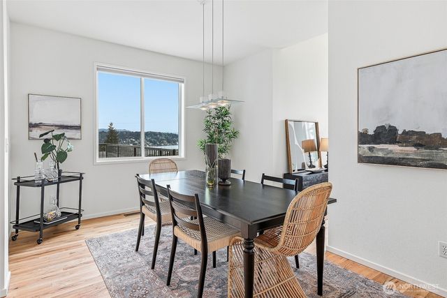 5208 S Willow Street, Seattle, WA 98118